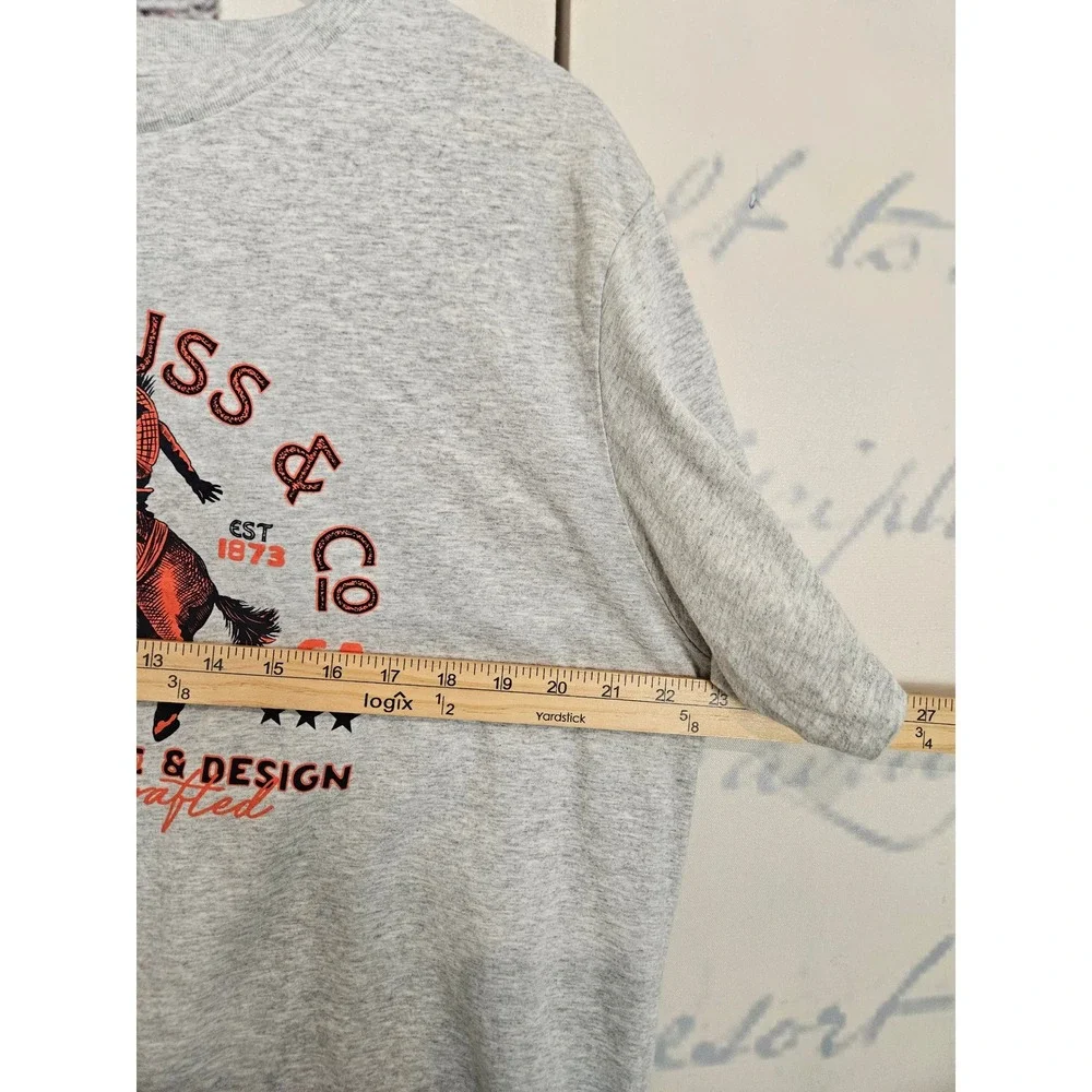 Levi's T-Shirt XL Gray Graphic Bucking Bronco Cowboy Western Americana Cotton